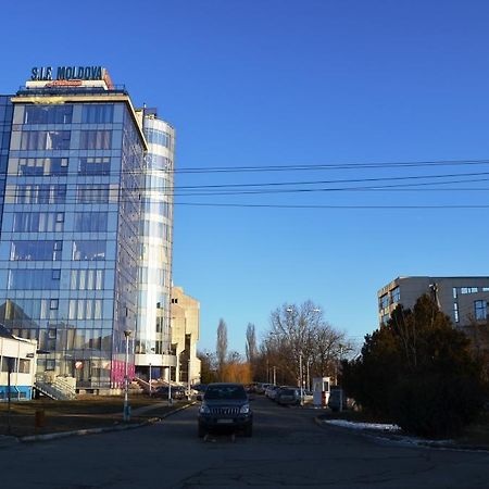 Apartament In Regim HotelierBacău エクステリア 写真