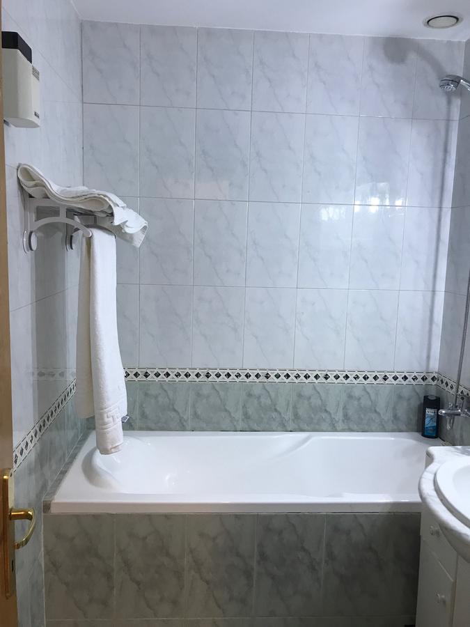 Apartament In Regim HotelierBacău エクステリア 写真