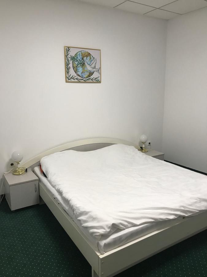 Apartament In Regim HotelierBacău エクステリア 写真