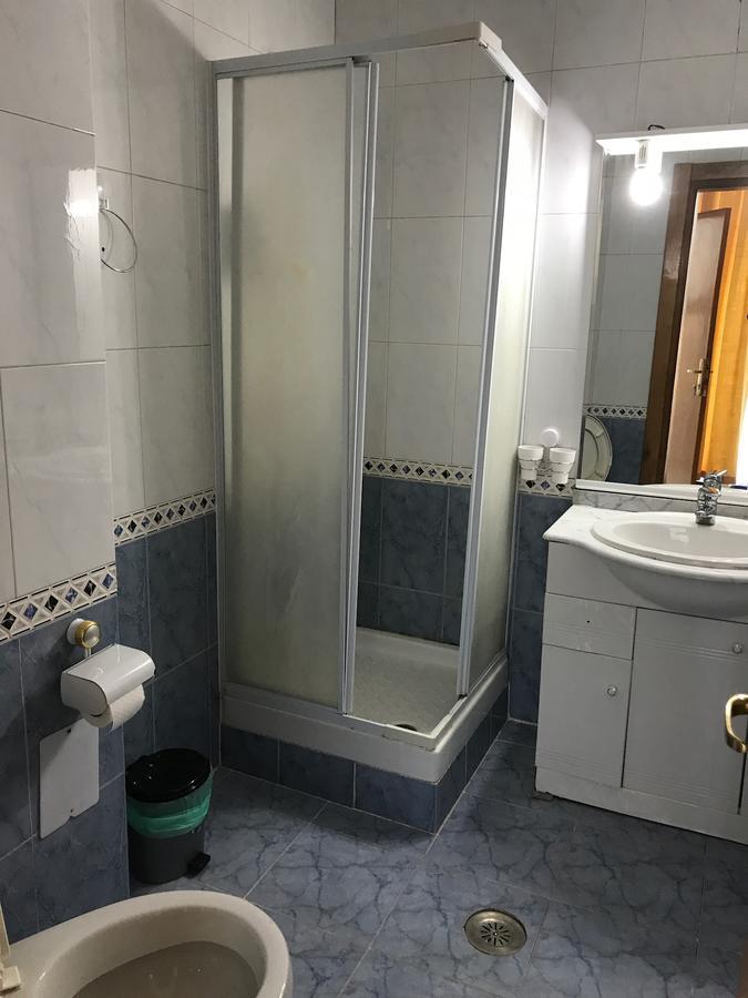 Apartament In Regim HotelierBacău エクステリア 写真
