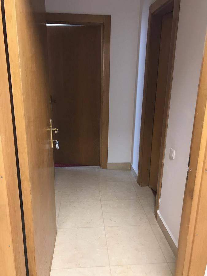 Apartament In Regim HotelierBacău エクステリア 写真